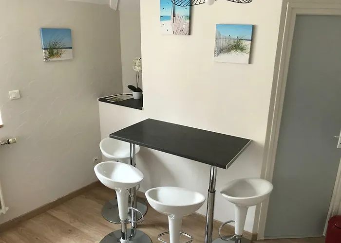 Appartement Lumineux T2 Vieille 3 Pers Parking Gratuit - By La Source D'orfee Boulogne-sur-Mer