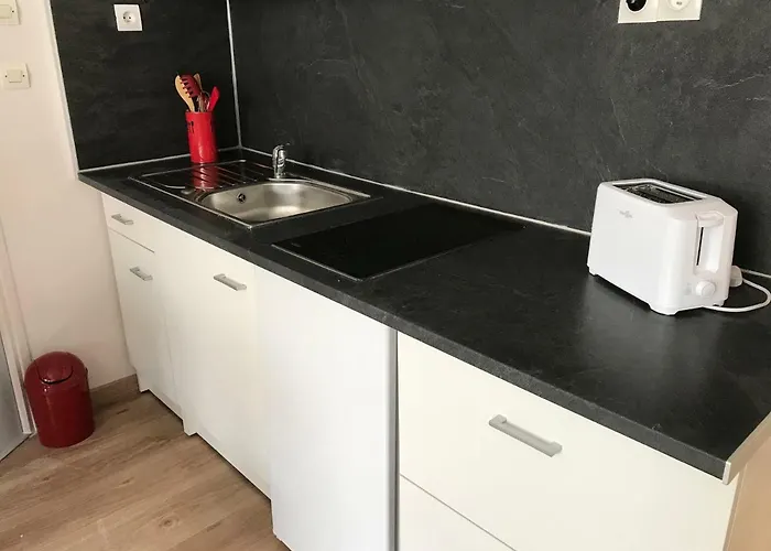 Appartement Lumineux T2 Vieille 3 Pers Parking Gratuit - By La Source D'orfee *