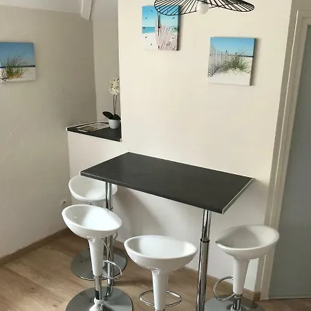 아파트 Lumineux T2 Vieille 3 Pers Parking Gratuit - By La Source D'orfee 볼로뉴쉬르메르