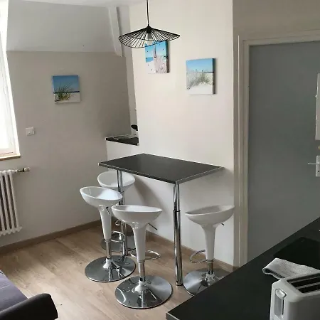 Lumineux T2 Vieille 3 Pers Parking Gratuit - By La Source D'orfee 아파트 *